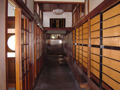 The corridor from the entrance to the brewery
